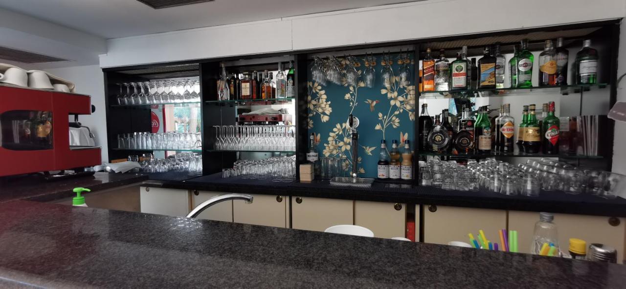 Aura Living Hotel Rimini Kültér fotó