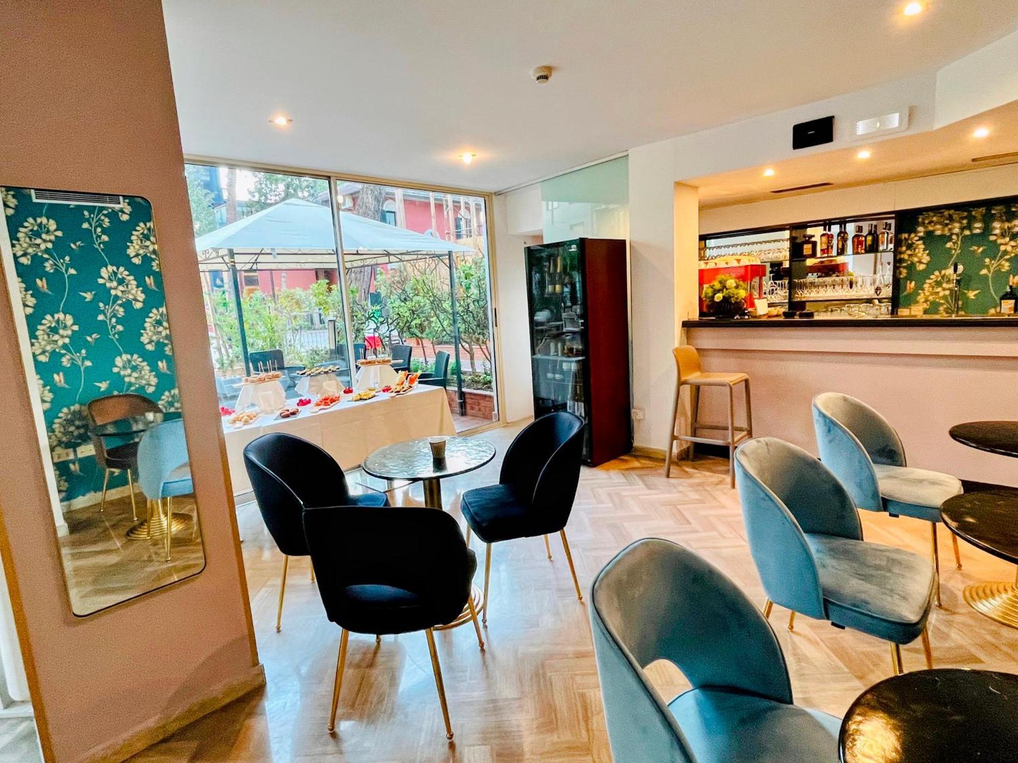 Aura Living Hotel Rimini Kültér fotó